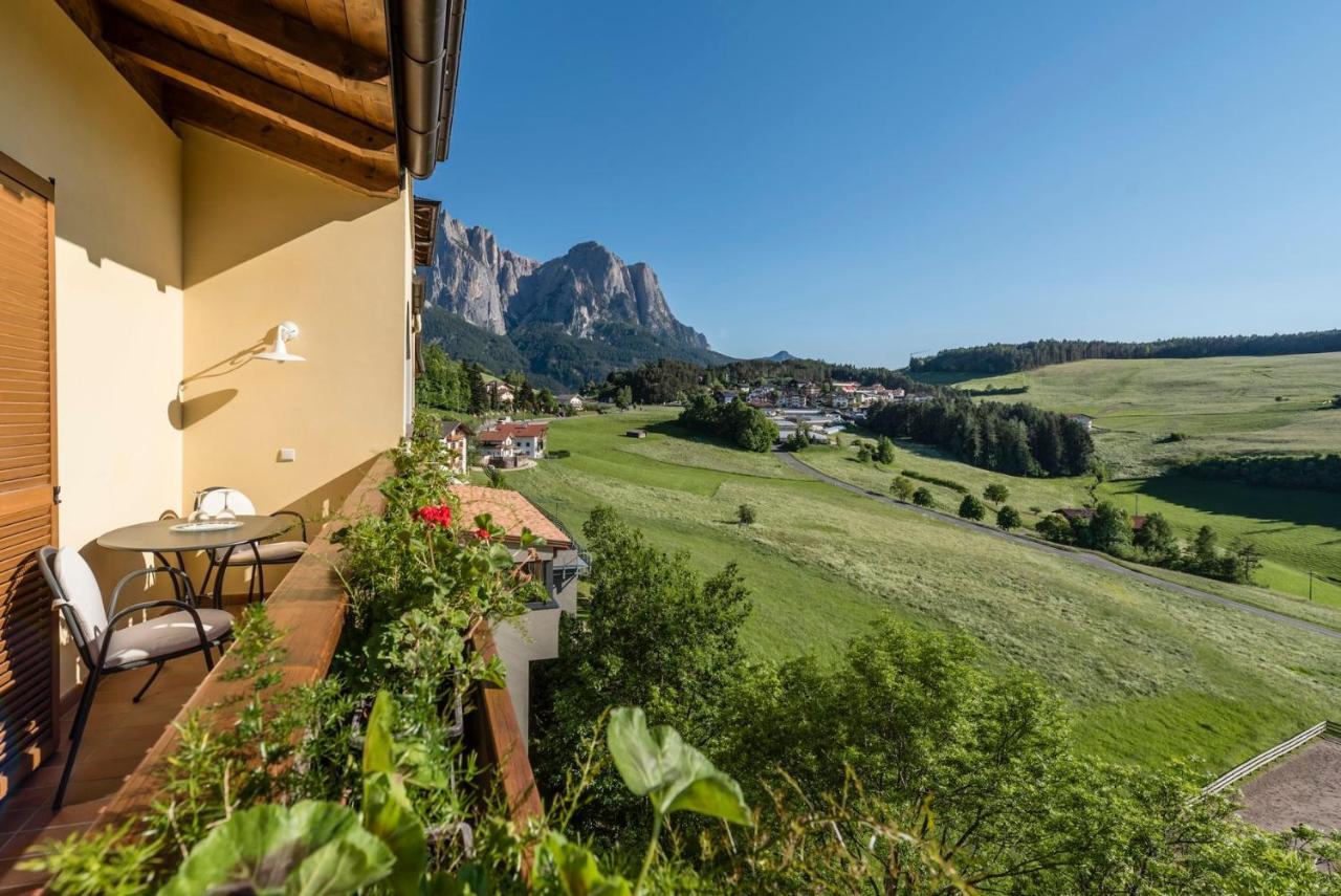 Hotel Alpenflora Castelrotto Esterno foto