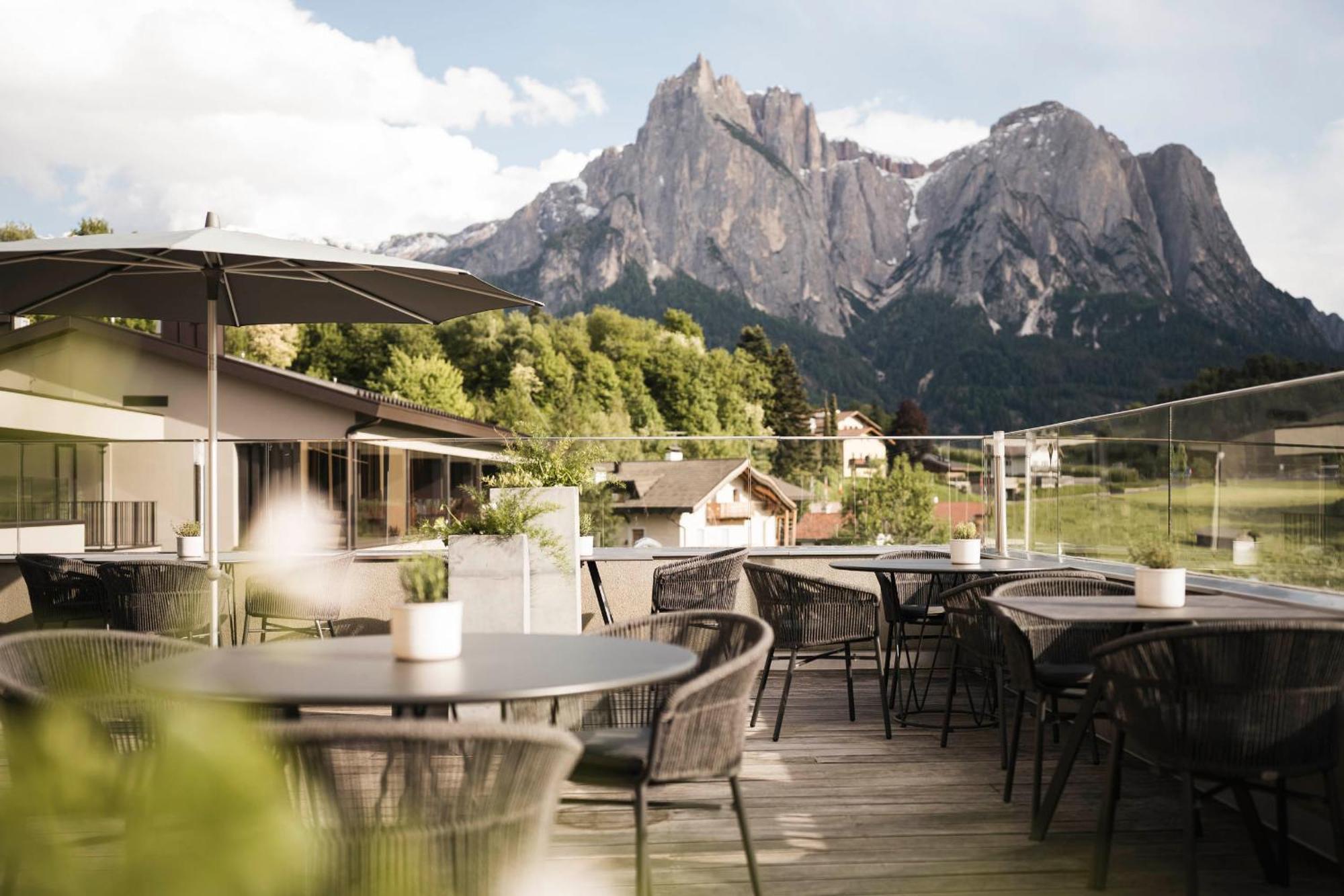 Hotel Alpenflora Castelrotto Esterno foto