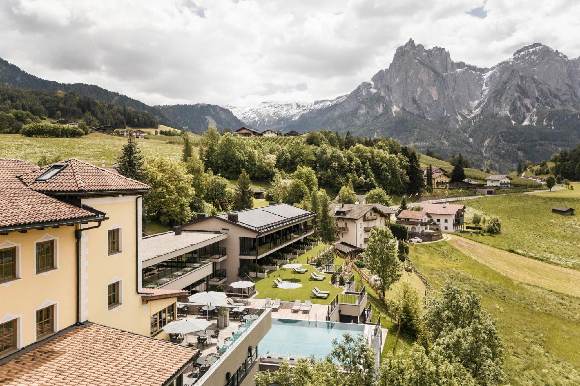 Hotel Alpenflora Castelrotto Esterno foto